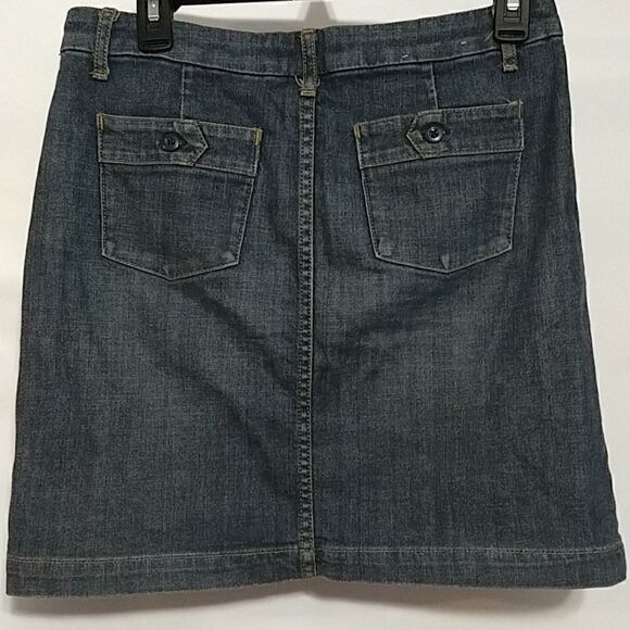 Banana Republic jean skirt sz 2 Medium Wash - Picture 2 of 3